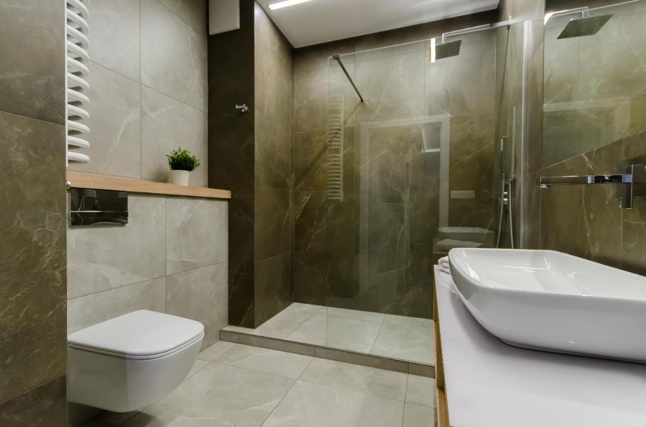 Krakowiak Apartments Bagian luar foto