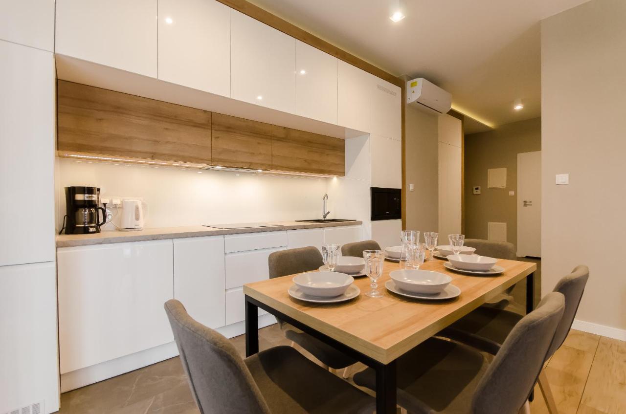 Krakowiak Apartments Bagian luar foto