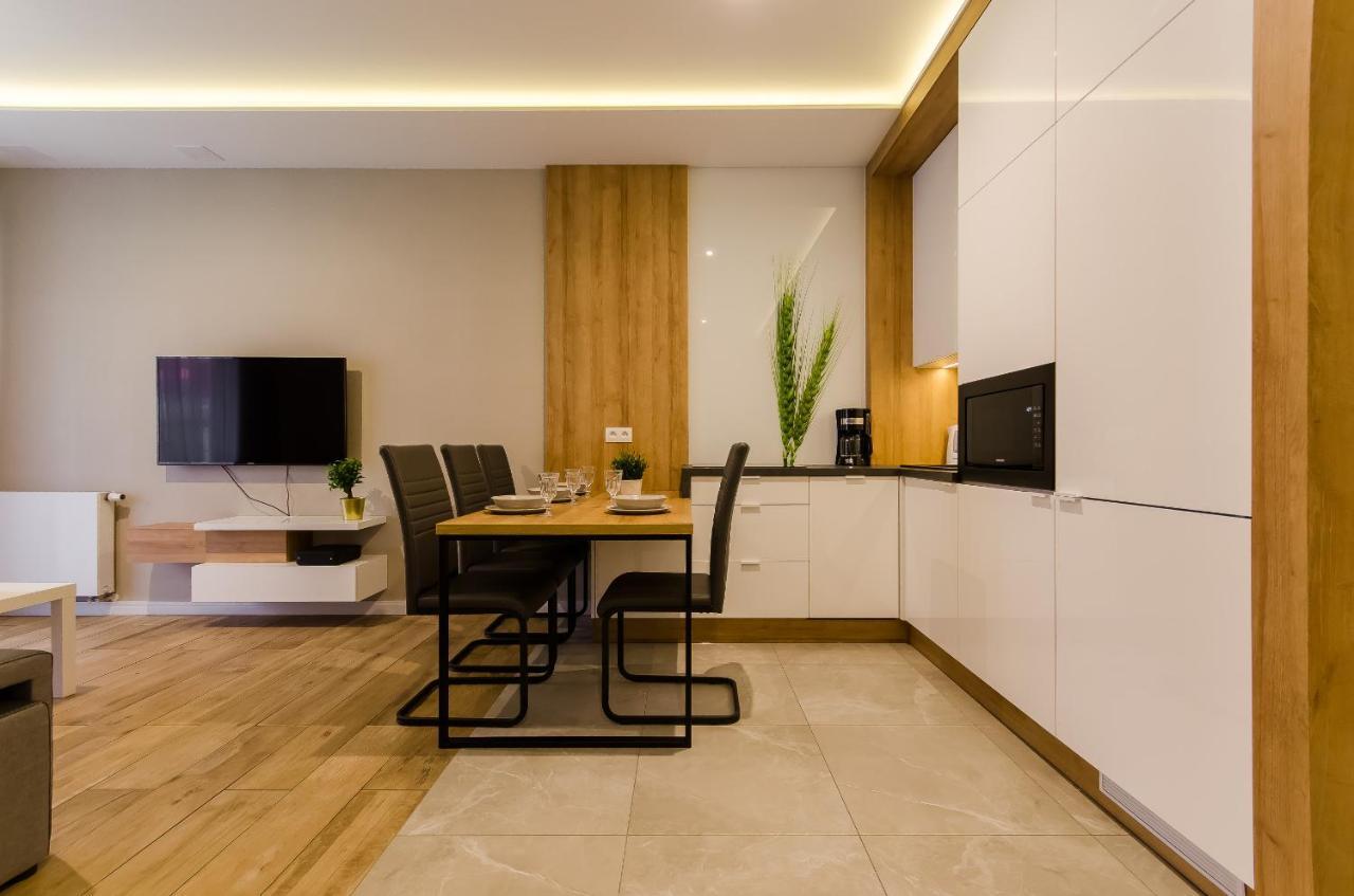 Krakowiak Apartments Bagian luar foto