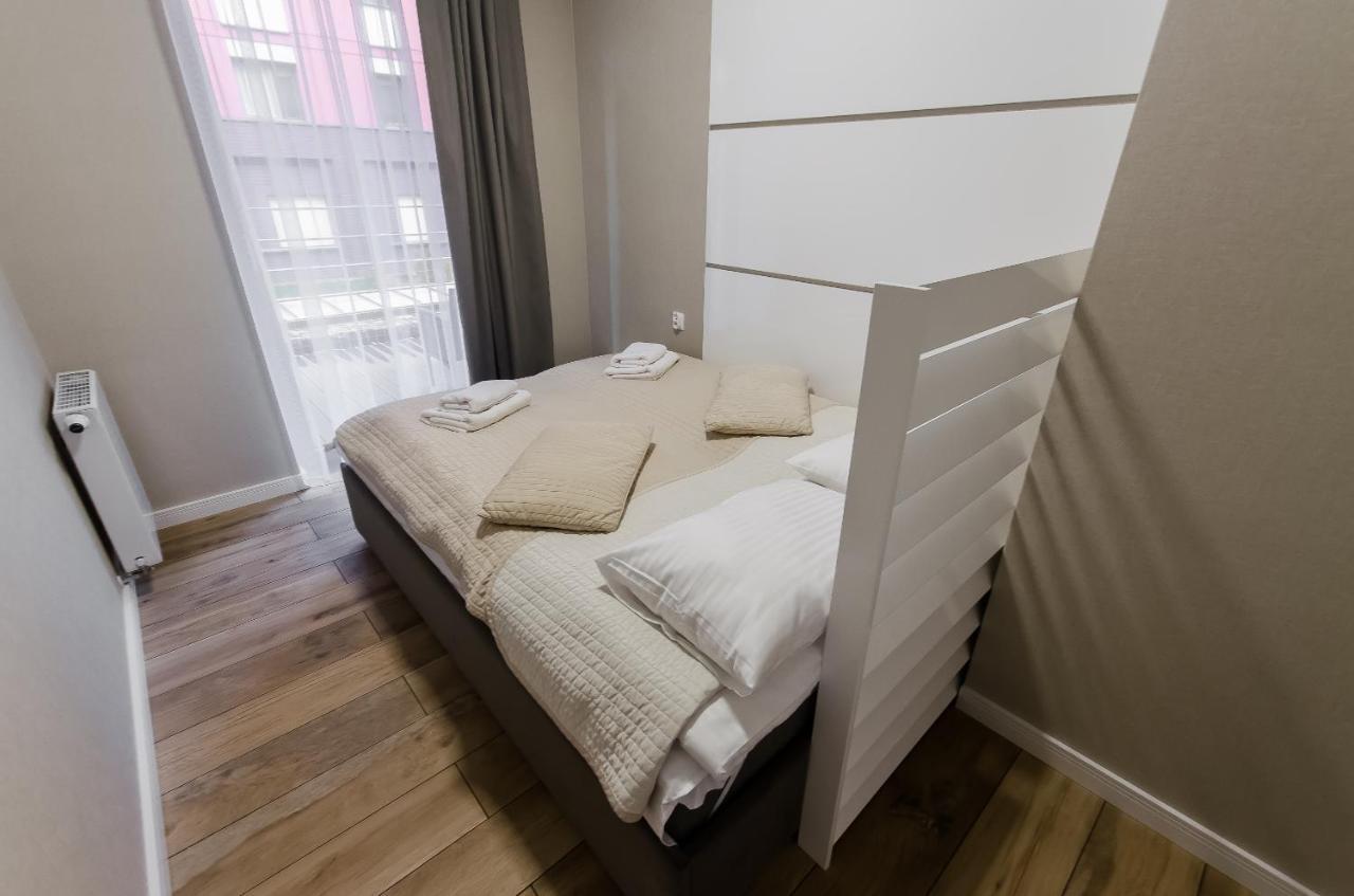 Krakowiak Apartments Bagian luar foto
