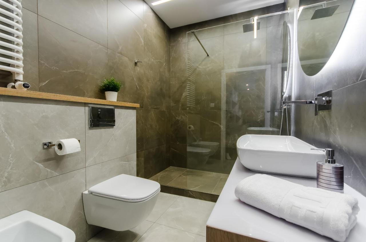 Krakowiak Apartments Bagian luar foto