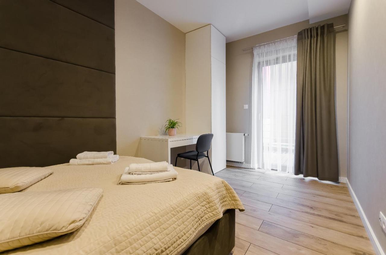 Krakowiak Apartments Bagian luar foto