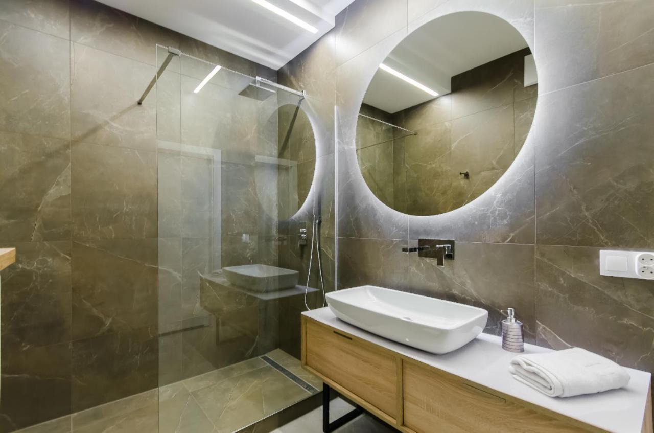 Krakowiak Apartments Bagian luar foto