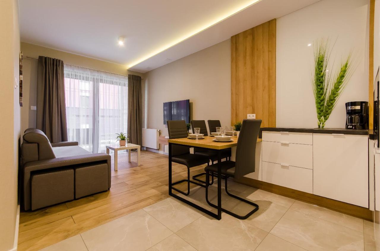 Krakowiak Apartments Bagian luar foto